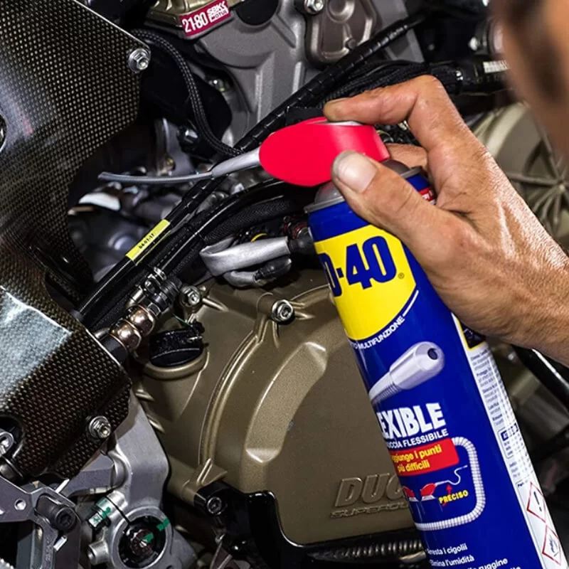 Σπρέι αντισκωριακό λιπαντικό Flexible WD-40 καθαρίζει & προστατεύει από σκουριά & διάβρωση (image 5)