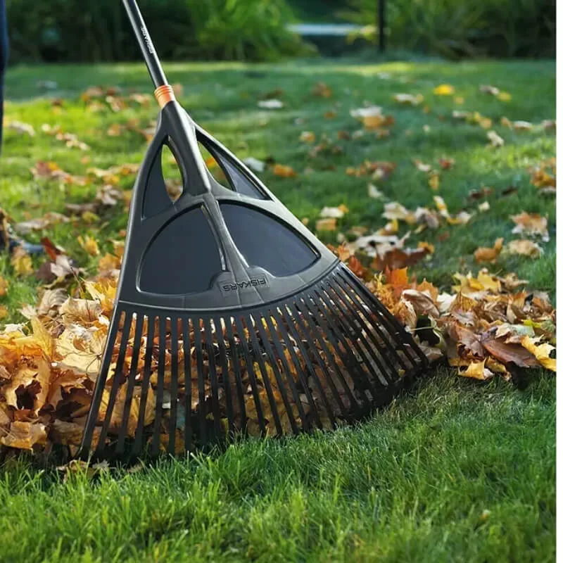 Τσουγκράνα φύλλων Solid XL Fiskars (image 3)