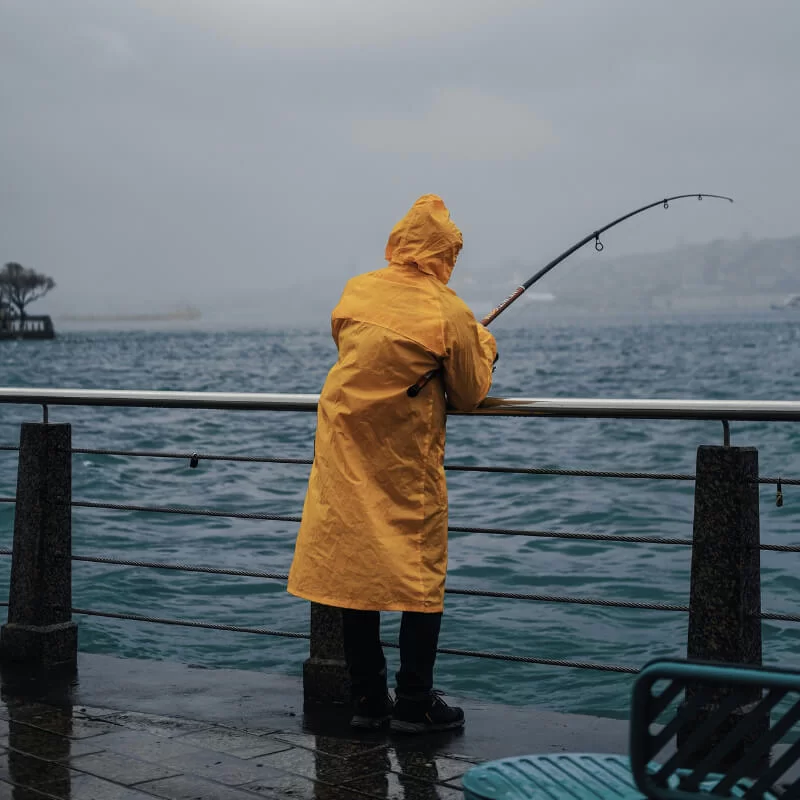 Κίτρινη αδιάβροχη καπαρντίνα - Φωτογραφία ενδεικτικής χρήσης. Το τελικό προϊόν ενδέχεται να διαφέρει