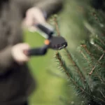 Ψαλίδι μπορντούρας Fiskars με κυματιστές λεπίδες για αποτελεσματικό τριμάρισμα (thumb 5)